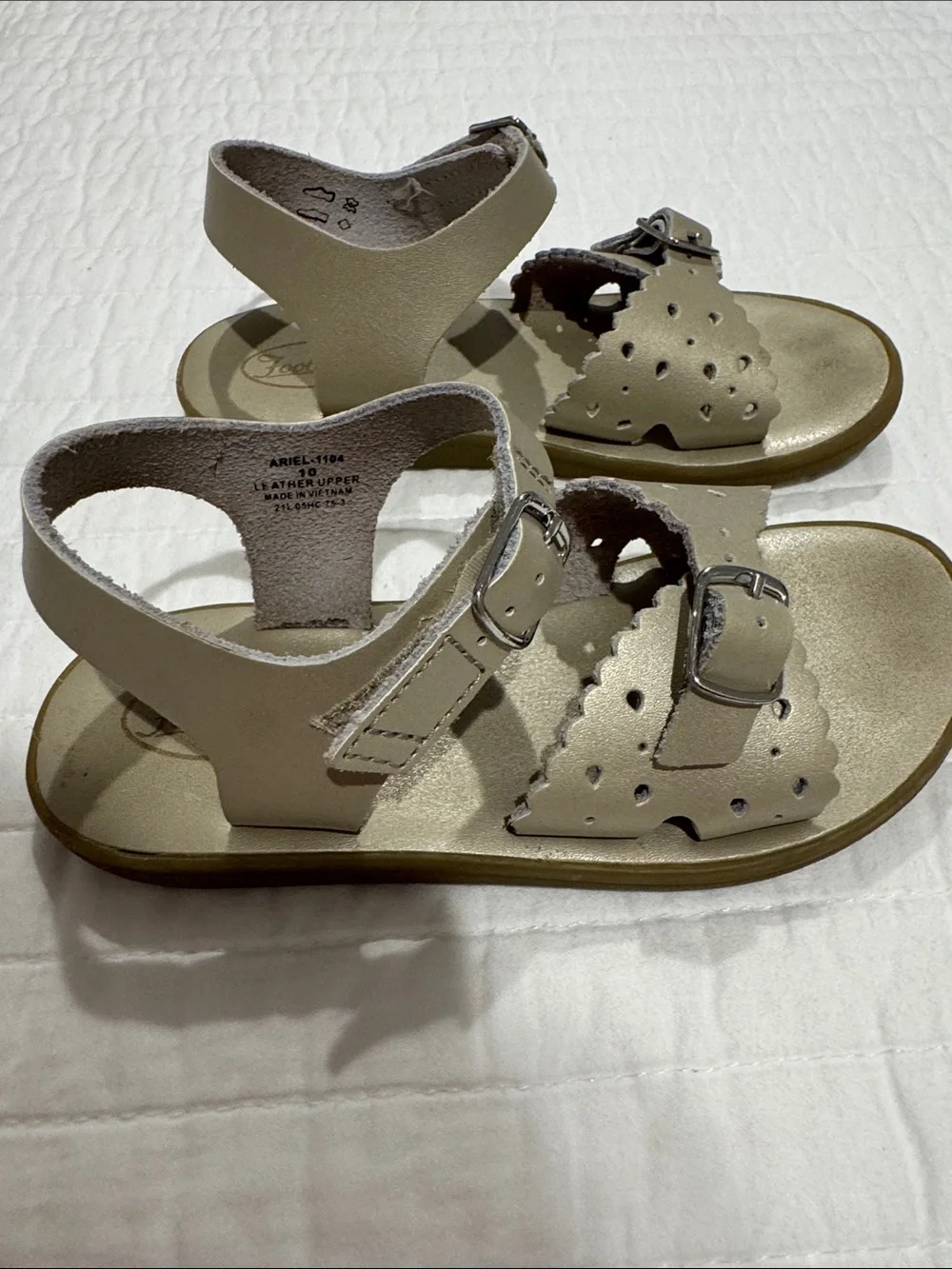 Toddler Girl Gold Footmate Sandals